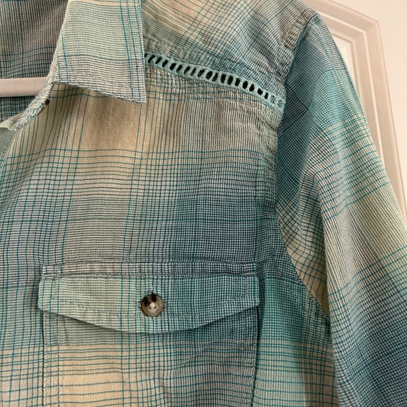 Toad & Co Aquifer Airbrush Long Sleeve Deco button down. Organic cotton. EUC. L - Picture 5 of 11